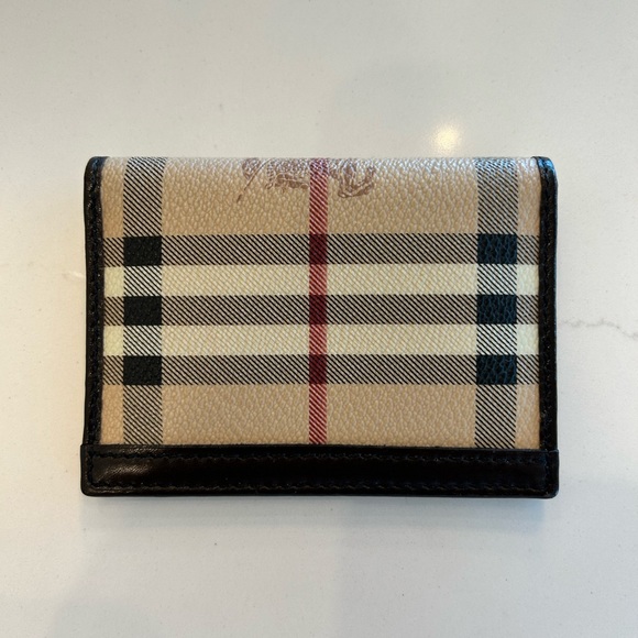 Authentic Burberry Bifold Card/ID Holder - Picture 1 of 4